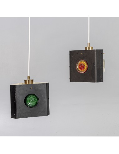 Pair of Triangular Pendants Light by Hans Bergstrom, Sweden, 1950 Faites des économies